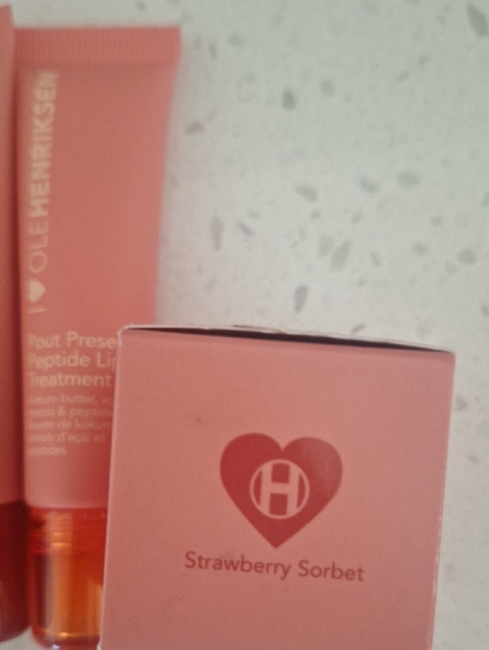 Ole Henriksen Pout Preserves - Picture 5 of 8